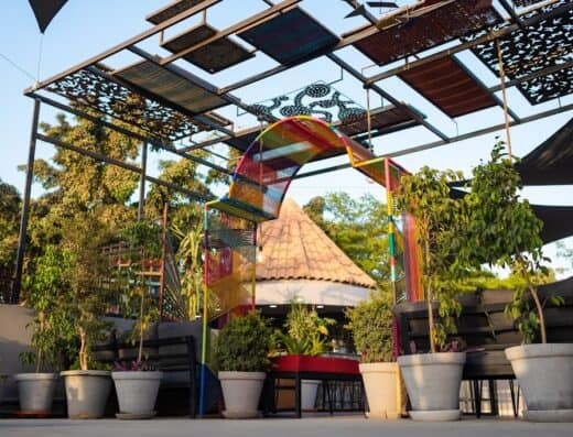 Loman Art House – B&B – Gallery – Cafe – Rooftop